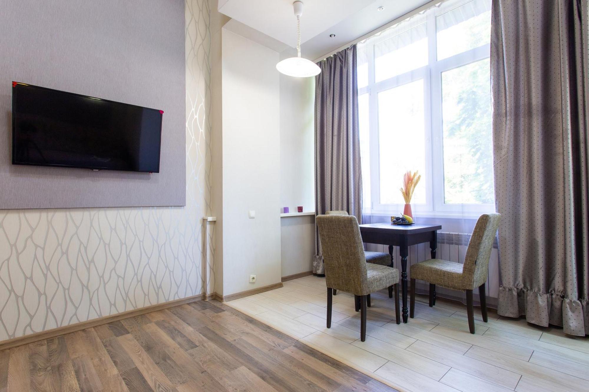 Royal Apartment On Pushkinskaya Harkov Kültér fotó